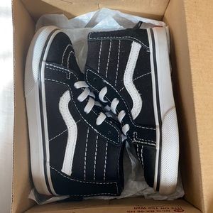 Toddler Vans Box included size 8C